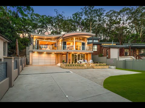 5a Carinya Road, Picnic Point - Daystar First National