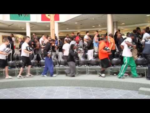 Thunder Football 2012: Call Me Maybe