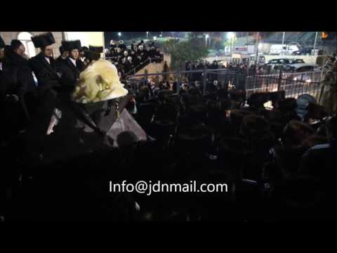 Beis Yitzchok Spinka Rebbe In Miron - Shevat 5777