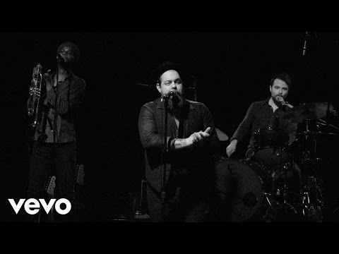 Nathaniel Rateliff & The Night Sweats - S.O.B. (Live on the Honda Stage at the El Rey Theater) Nathaniel Rateliff & The Night Sweats - S.O.B. (Live on the Honda Stage at the El Rey Theater)