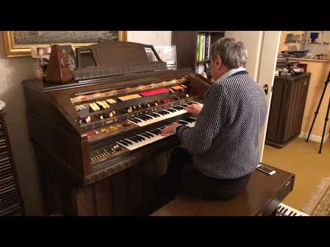 John Mann plays Singing in the rain