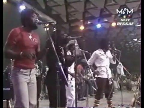 Peter Tosh - Bush Doctor (Live 1979)