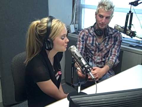 Gloriana's Cheyenne Kimball and Mike Gossin Interviewed on 88.1 WBFH