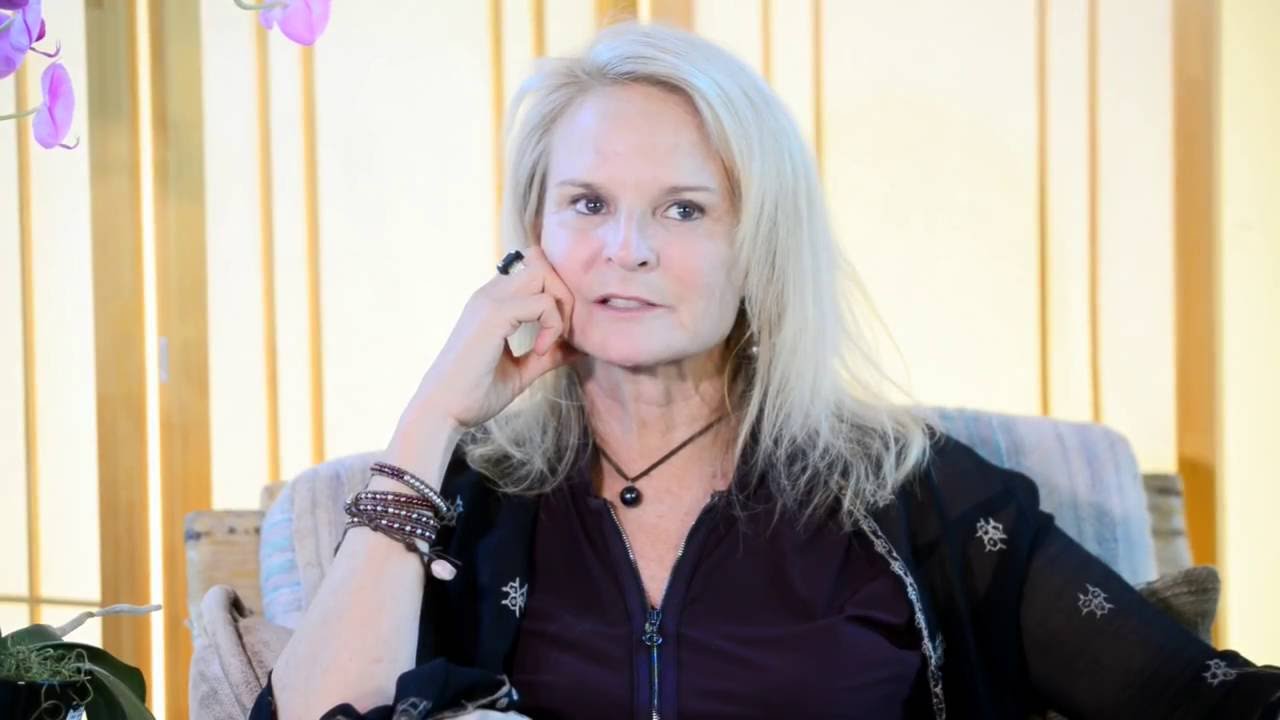 Video about Carolyn Costin