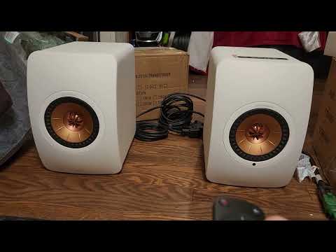 KEF LS50 Wireless II Speakers - Mineral White (Pair) image 8