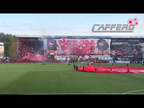 147. Caffero - Opkomst FC Emmen met vuurwerk