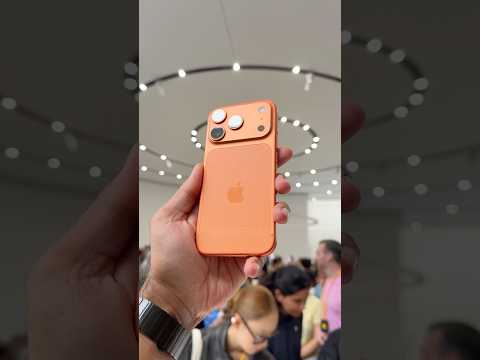 iPhone 17 Pro Hands-On 😍