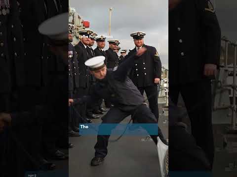 HMS Richmond rope throw under pressure🚢