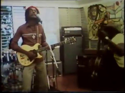 Peter Tosh   I'm The Toughest