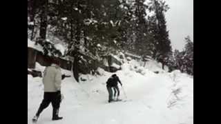 preview picture of video 'Shimla Me Masti With Skiing ( saleem khan ) .mp4'