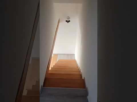 Prodajem kuću na Velom Ižu