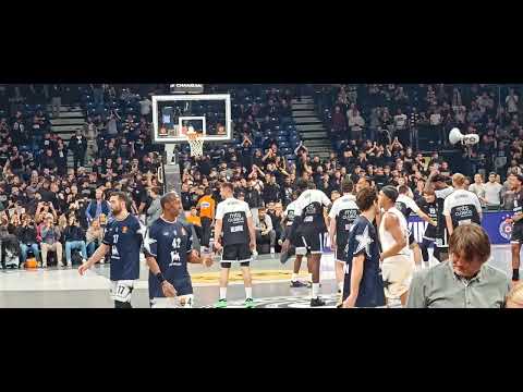 Partizan - Milano: Grobari pozdravljaju Zeka Ledeja
