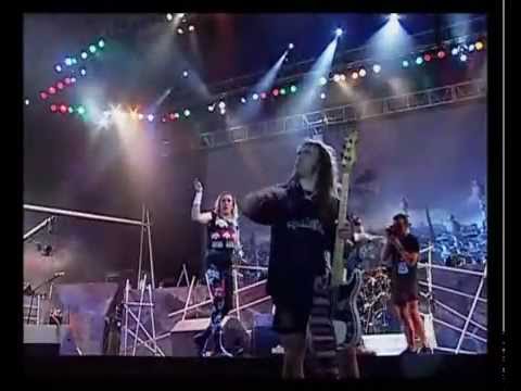 Iron Maiden - Run to the Hills (Rock in Rio)