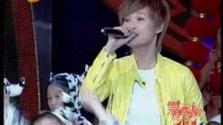 Chinese Girl:Li Yu Chun 李宇春-090209hntv lanterns festival opening song开场曲