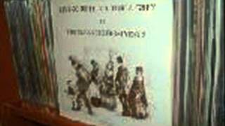 SHES CHEKING YOU OUT