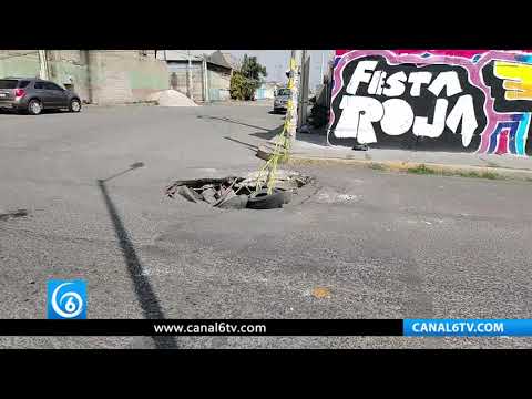 Video: Socavón en avenida Las Torres representa riesgo latente para automovilistas en Chalco