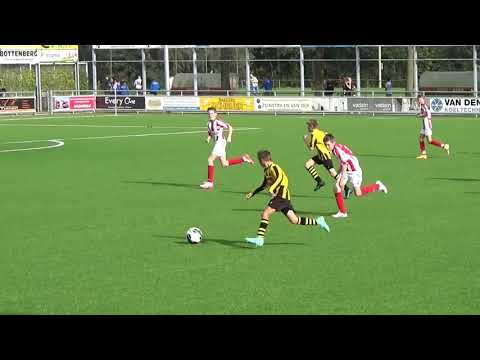 Competitie hoofdklasse B || IJVV JO14-1 - DOS Kampen JO14-1 (2-3)