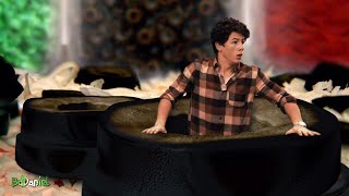 Jonas Brothers - Pizza Girl (Official Video) [JONAS Season 1] 4k
