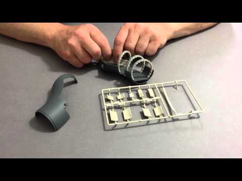 Official Millennium Falcon Build Diary - Pack 5, Stage 17