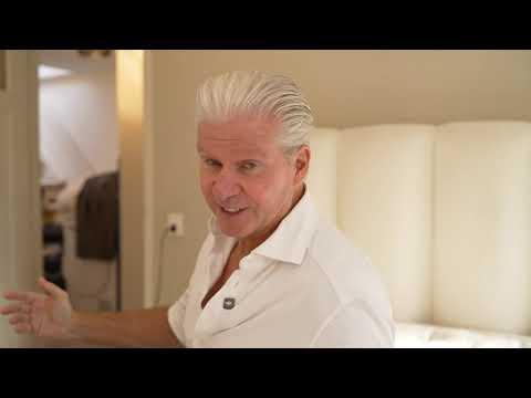 Dries & Honoria Roelvink get a new bed