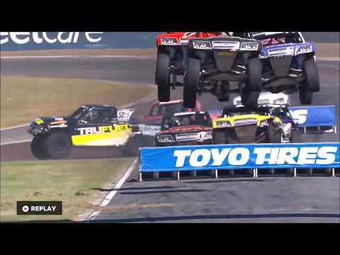2017 Perth Race 3 - STADIUM SUPER TRUCKS
