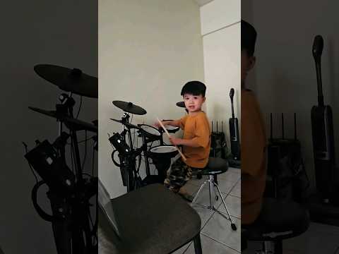 Kids Beginner drummer | 6 years old #drums #kidsdrumlessons #drumkids #practicedrums