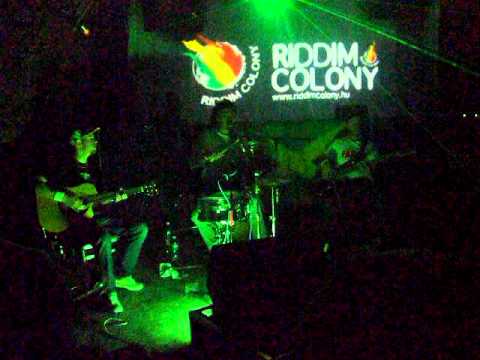 CZB LIVE. Riddim Colony Acoustic. Reggae. Subsol. Cluj. 2011.May.12.avi