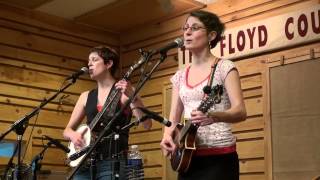 Leela & Ellie Grace: 'Say Darlin' Say' in Concert