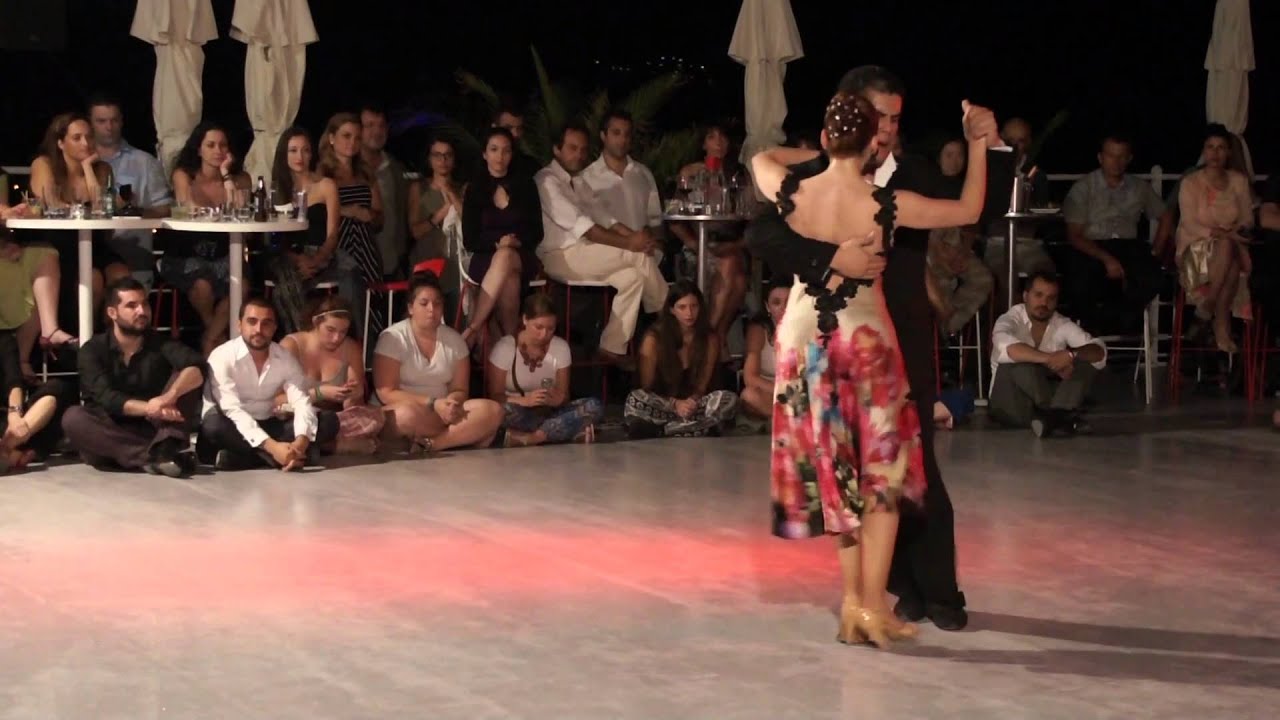 Video thumbnail for 3rd Int. LESVOS TANGO MEETING 2014_Ruben y Sabrina Veliz_Anibal Troilo-Milongueando en el cuarenta