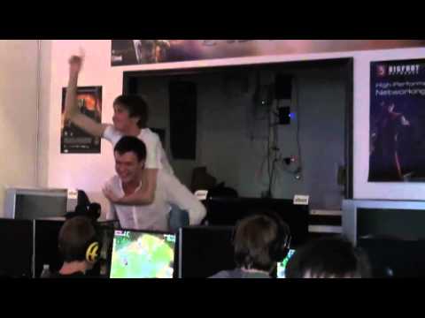 Dendi and XBOCT troll Puppey during his interview @ The International 2