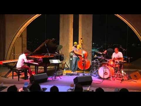 Tigran Hamasyan Trio "Gypsyology"