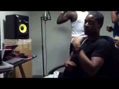 Mbambu Records. Pressão