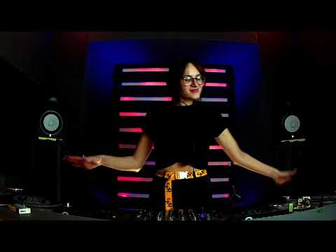 LIA KLIO-Podcast 01 Progressive House Melodic Techno DJ Mix