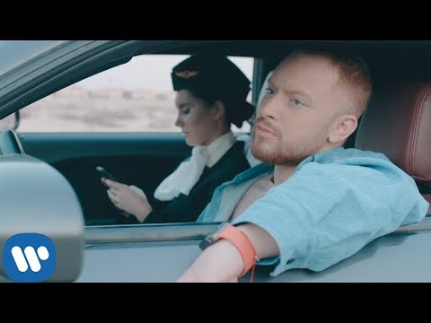 Леша Свик Самолеты Official Video