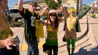 YES! NFL tailgating in Wisconsin at a Green Bay Packers Game!