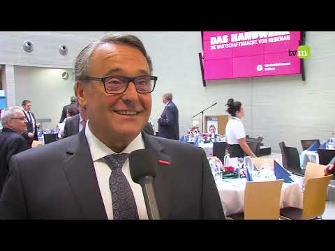 HwK-Staffelstab übergeben