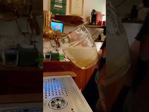 Jak se čepuje pivo U Pinkasů