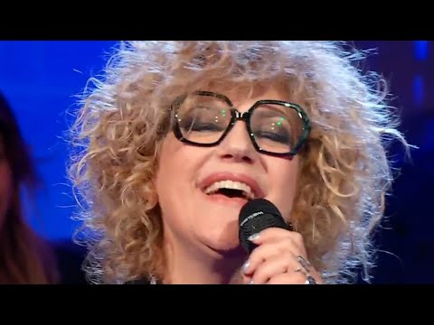 Manuela Villa, passato sepolto “Nessun rancore per la famiglia di mio padre”