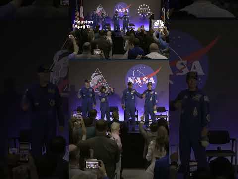 Artemis II astronauts applauded upon return to Houston