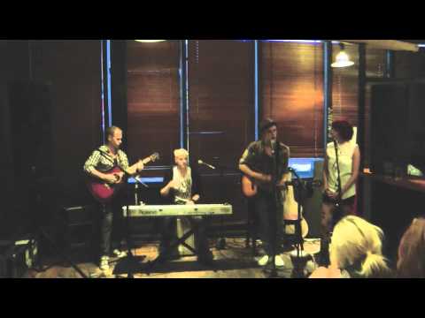 Max Milner - Meanwhile in Tinseltown - Lemon & Limelight