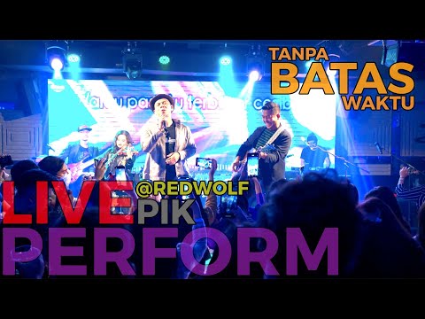 Ade Govinda feat. Fadly - Tanpa Batas Waktu (Live RedWolf Bar & Lounge PIK)