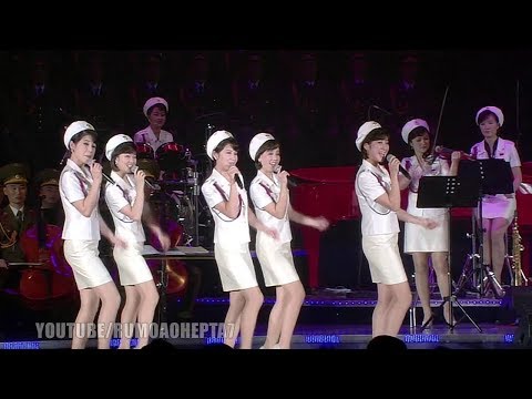 North Korean Moranbong Band & State Merited Chorus: I sing in praise of the Party (당을 노래하노라)