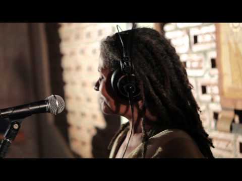 Mano Unica - La na Aldeia, Coplas de Ovara