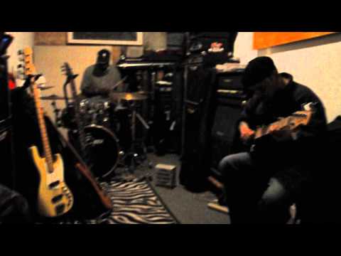 Jauqo III-X Playing The New Marcus Miller Signature (5 string model) Bass From Sire Guitars