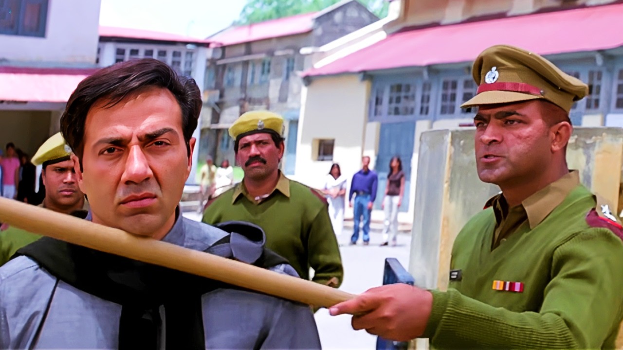 Tumhare Hawalaat Me Itna Dum Nahi Jo Mera Rasta Rok Sake | Sunny Deol Dialogue | Jaal Movie