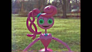 Comercial Mommy Long Legs