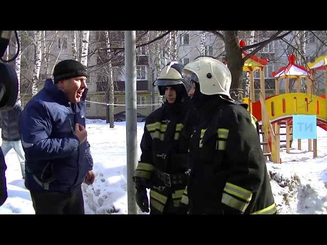 В Казани спасатели вернулись на место пожара, в котором погиб мужчина 