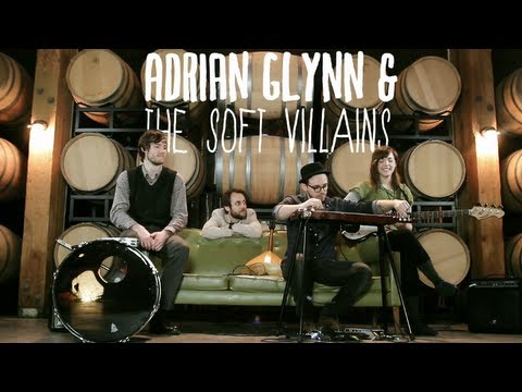 Adrian Glynn & The Soft Villains - Mother Mary - Green Couch Session