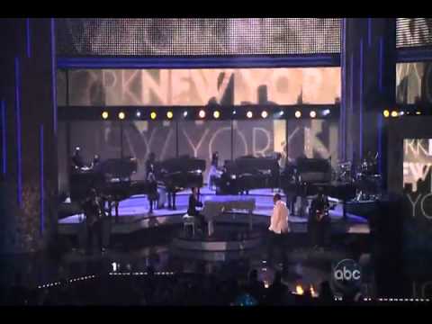 Alicia Keys featuring Jay-Z - New York Empire state of mind - Live @ AMA 2009.