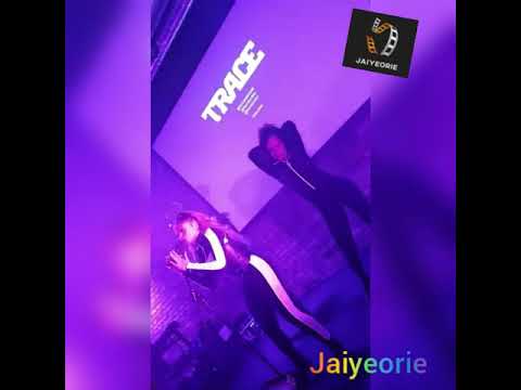 Lola Rae Performs at Trace Event